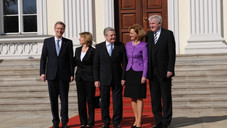 Wulff übergibt an Gauck