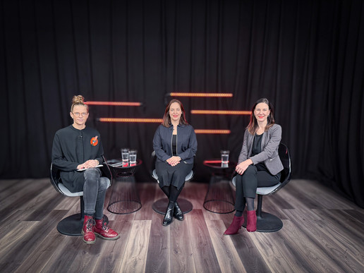 Nadine Tröbitscher, Ina Lucas und Anja Zierath im APOTHEKE LIVE Studio