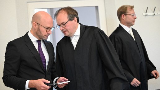 Sebastian Bayer und Dr. Benedikt Burger
