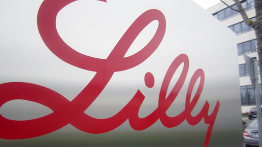 Lilly nimmt Lartruvo vom Markt