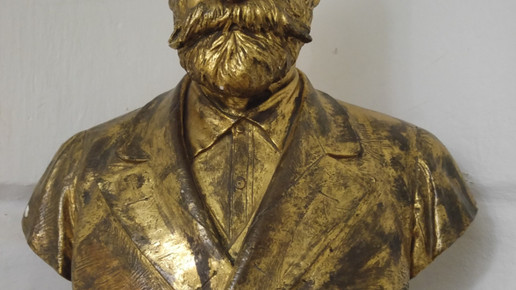 Frueherer Apotheker 8 Alte-Loewen-Apotheke