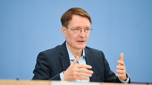 Lauterbach auf X: Cannabis-Verschiebung bringt nichts