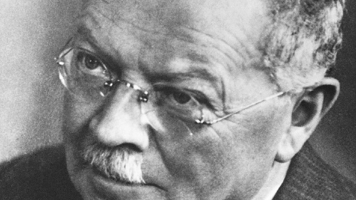 Ein Apotheker hält die Welt zusammen APOTHEKE ADHOC