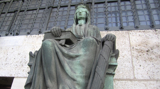 lg berlin justitia aa