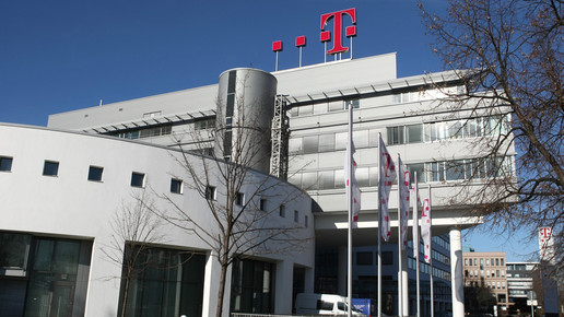 Telekom-Zentrale-bei-Tag DTAG