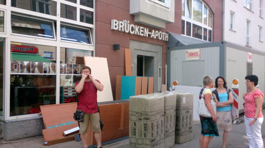 hochwasser container6 brueckenapotheke