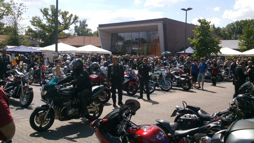 biker-treff hude10 flores-apo