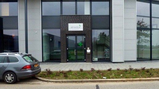 0002-almedica totale aa.bearb 