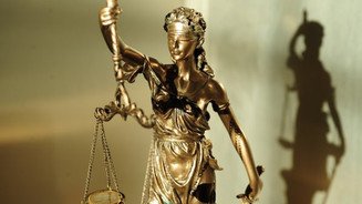 Statue einer Justitia