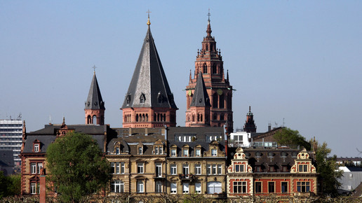 mainz rheinufer landeshauptstadt mainz
