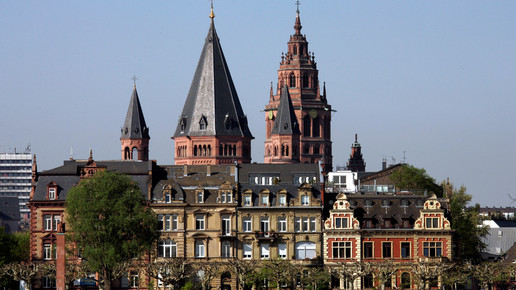 mainz rheinufer landeshauptstadt mainz