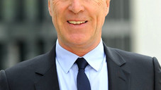 Theiss peter theiss Theiss stärkt Lacalut