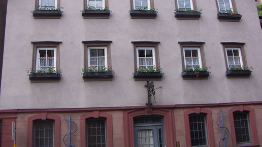 Burg-Apotheke Maerchen1 Harms