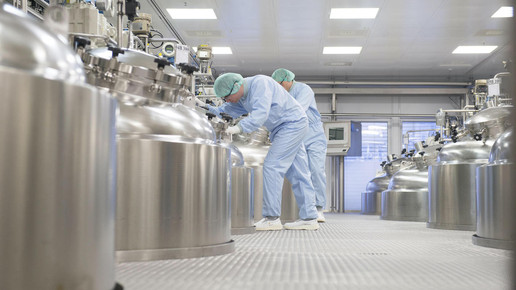 Grifols schluckt Biotest