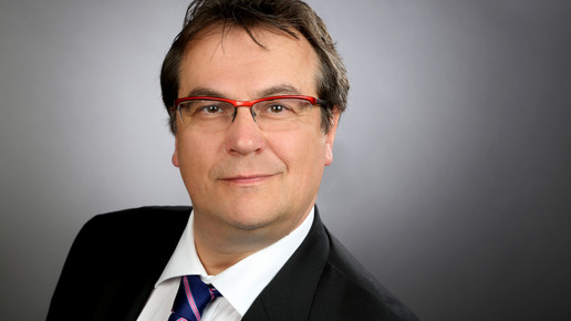 Protestler laden Schmidt zur Grundsatzdebatte