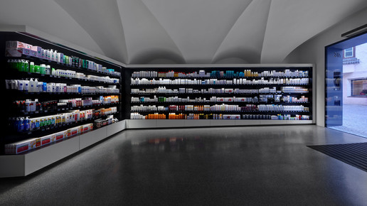 apo peer brixen regale3 peer brixen