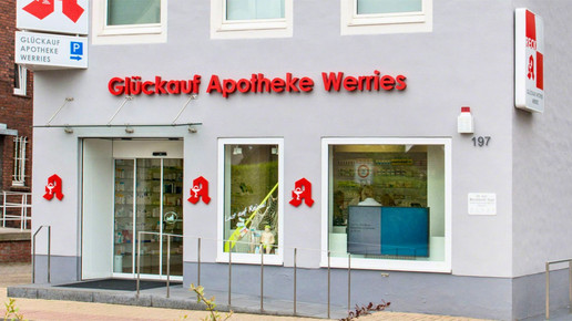 Die Glückauf Apotheke Werries von außen