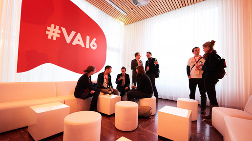 VISION A Harry Weber 80