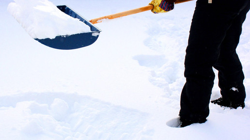Schneeschippen: Schmerzfrei durch den Winter