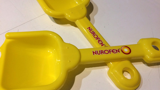 werbegeschenk nurofen kinderschippe aa