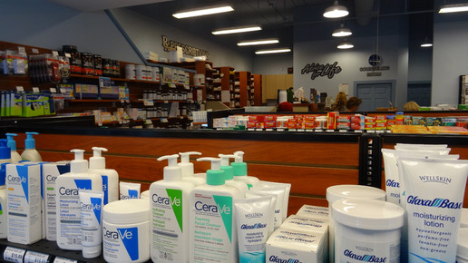 Gourlays pharmacy Banff Kanada5 aa