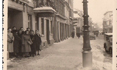 historisch 1 Raths-Apotheke