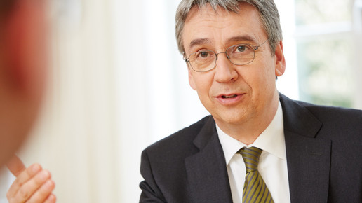 Plattformen: Kartellamt will Apotheken schützen