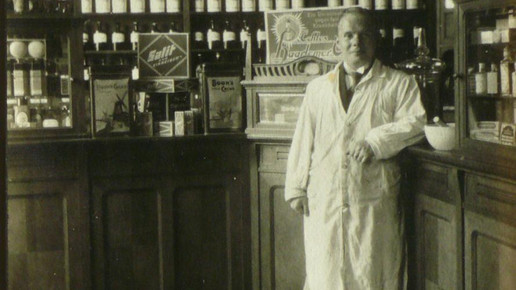 Apotheker Julius Schmidt gernot roth