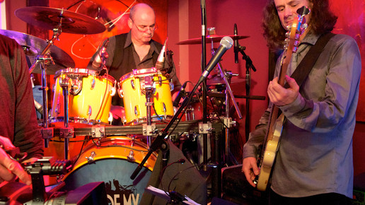 POP Koe LSCH Drums Bass muxxtv