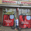 „Apothekensterbeangst“: Plakataktion in der Innenstadt
