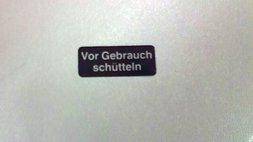 vorgebrauchschuetteln aufkleber aa