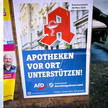 Mit Apotheken-A: Inhaber über AfD-Plakat entsetzt Foto Ein aktuelles (2026) Wahlplakat der AfD.