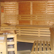 Foto: Beispielbild einer Sauna mit Holzbänken 