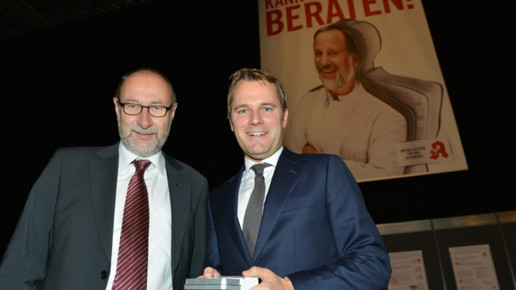 0017-dat12 wolf-bahr2