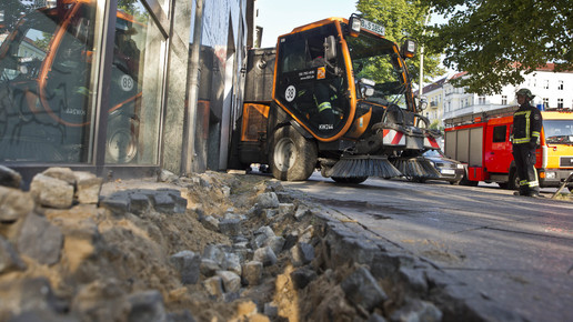 Kehrmaschine Unfall6 Abix