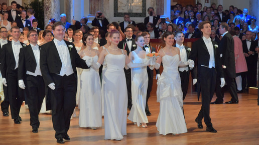 Pharmacieball 2017 11 AKOE