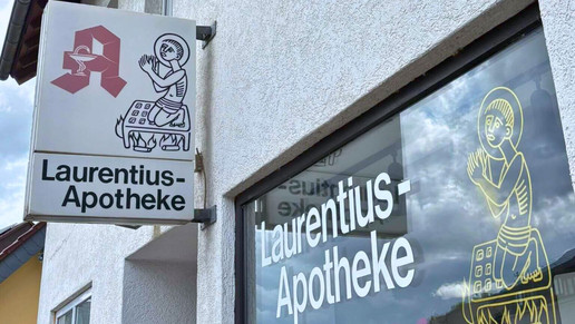 St. Laurentius-Apotheke in Bubach-Calmesweiler von außen