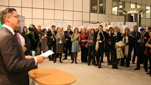 0002-1258727382 5887