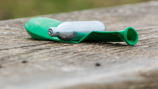 Lachgas-Verbot: Kabinett macht Weg frei