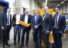 Pressefoto 1 Gruppenfoto Besuch Westphal web