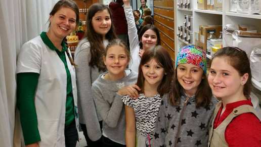 Zeller Apotheke Waidhofen Schulbesuch Zeller Apotheke