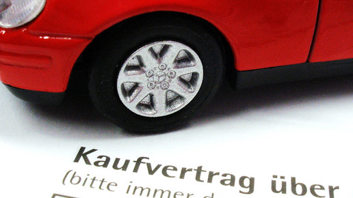 auto kaufen autohaendler Claudia Hautumm pixelio de