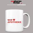 Kreative Designs für den Apothekenalltag Tasse von mypharmadesign vor neutralem grauem Hintergrund. Oben das Logo von mypharmadesign, darunter der Schriftzug „Eine Exklusivmarke von LAPONDO“.