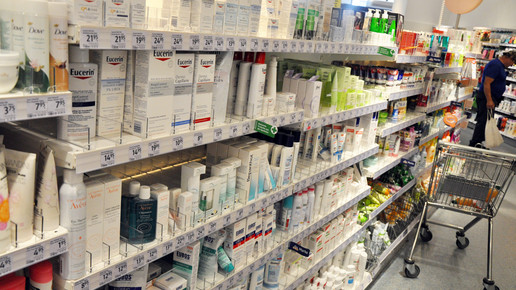 dm apokosmetik luecken2 aa