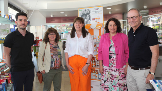 SPD-Politiker besuchen Apotheken