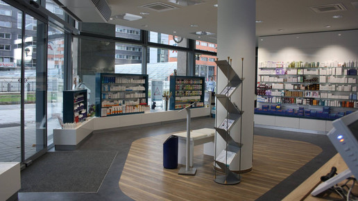 Delphin-Apotheke 8 Delphin-Apotheke