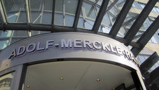 Phoenix: Das Vermächtnis Adolf Merckles