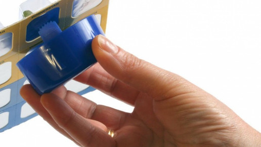 0008-pillbob handling