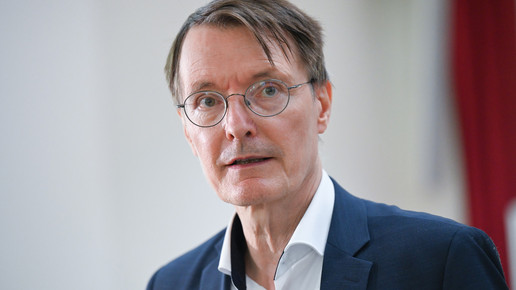 Karl Lauterbach spricht