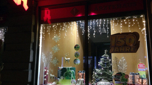 schaufenster apotheken weihnachts-deko2 aa